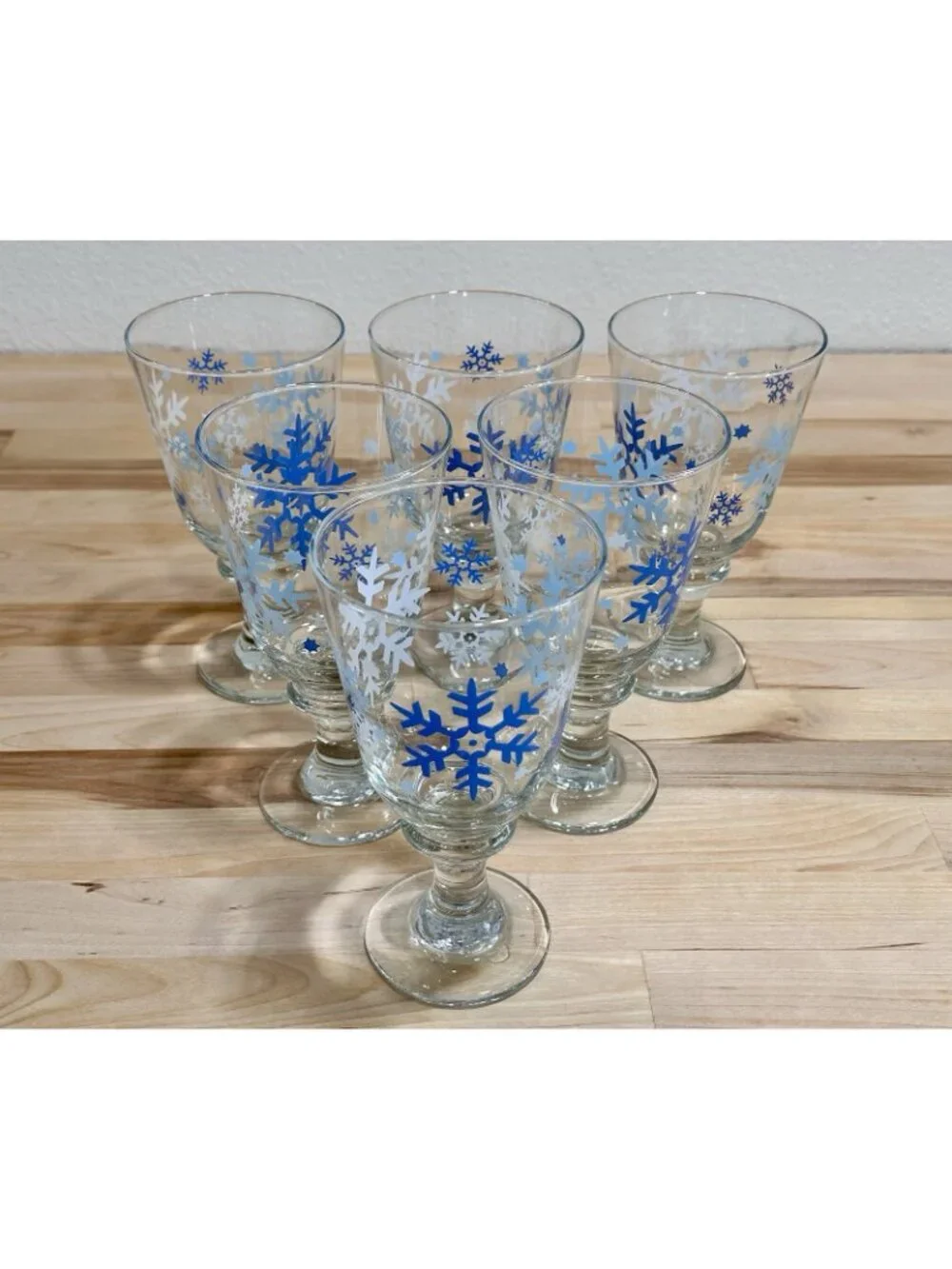 Set Of 6 Libbey V Shaped Water Tea Wine Goblets with Snowflake Christmas Design